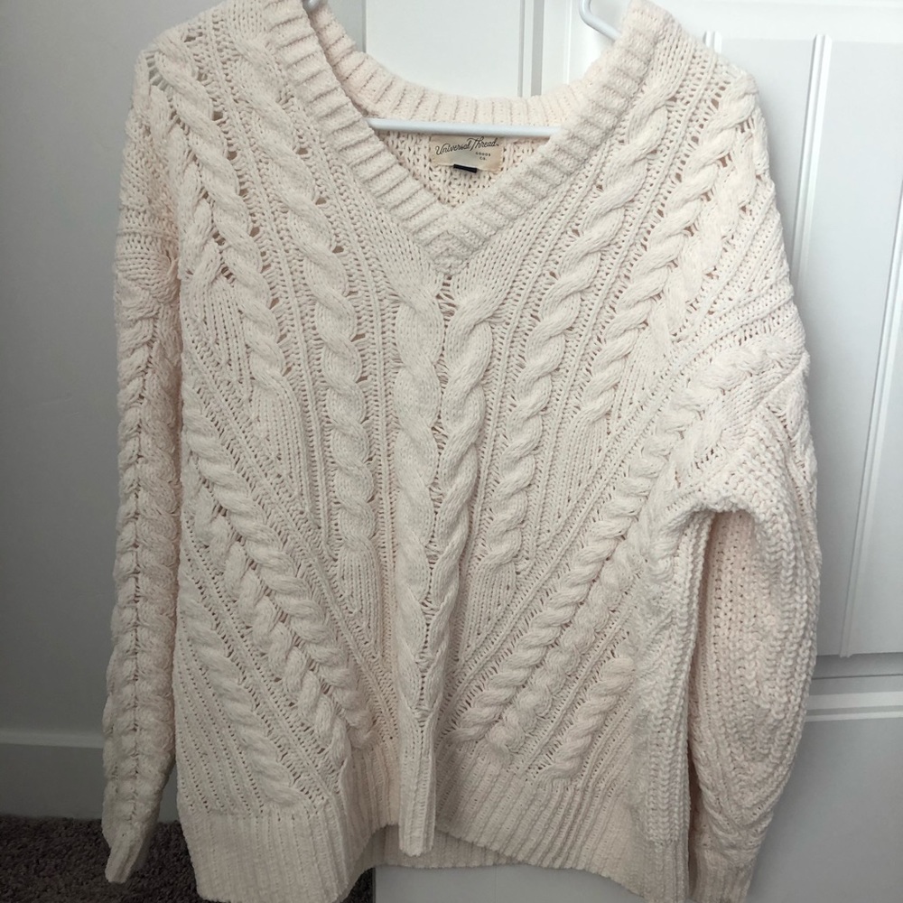Universal Thread Chunky Knit Sweater
